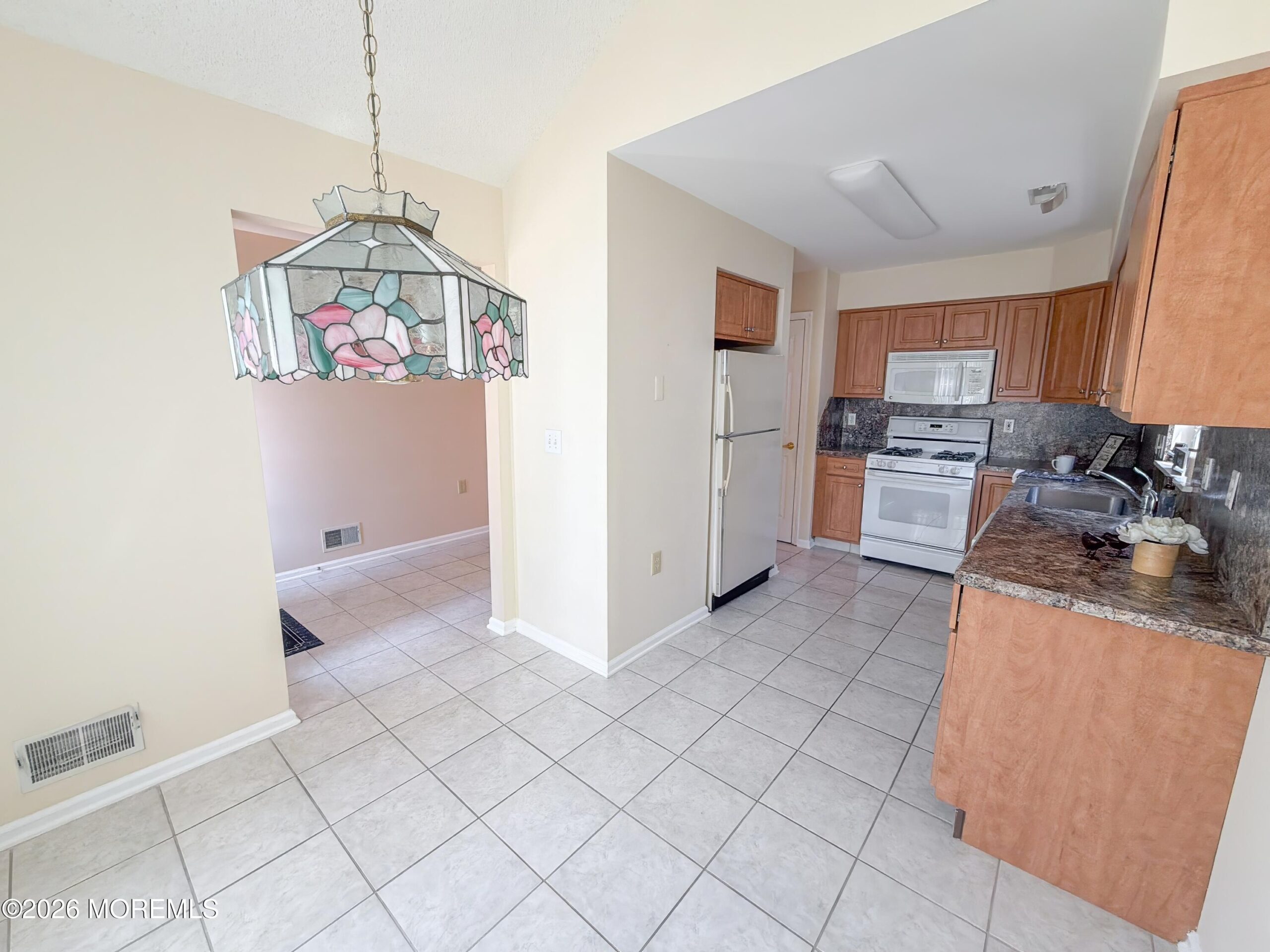 18 Eaton Court Image 5