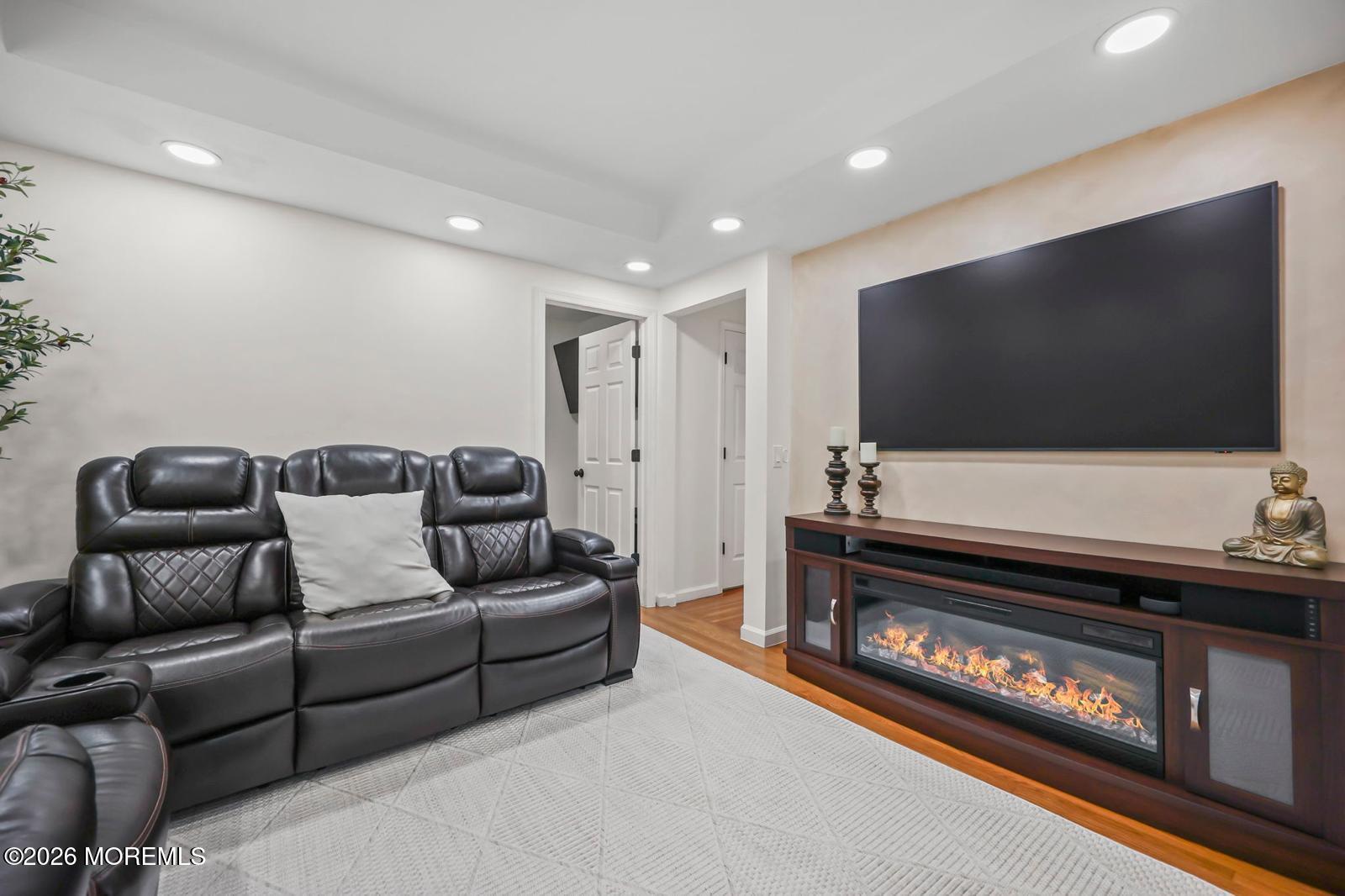 12 Charmello Drive, South Amboy, NJ, 08879 image 17