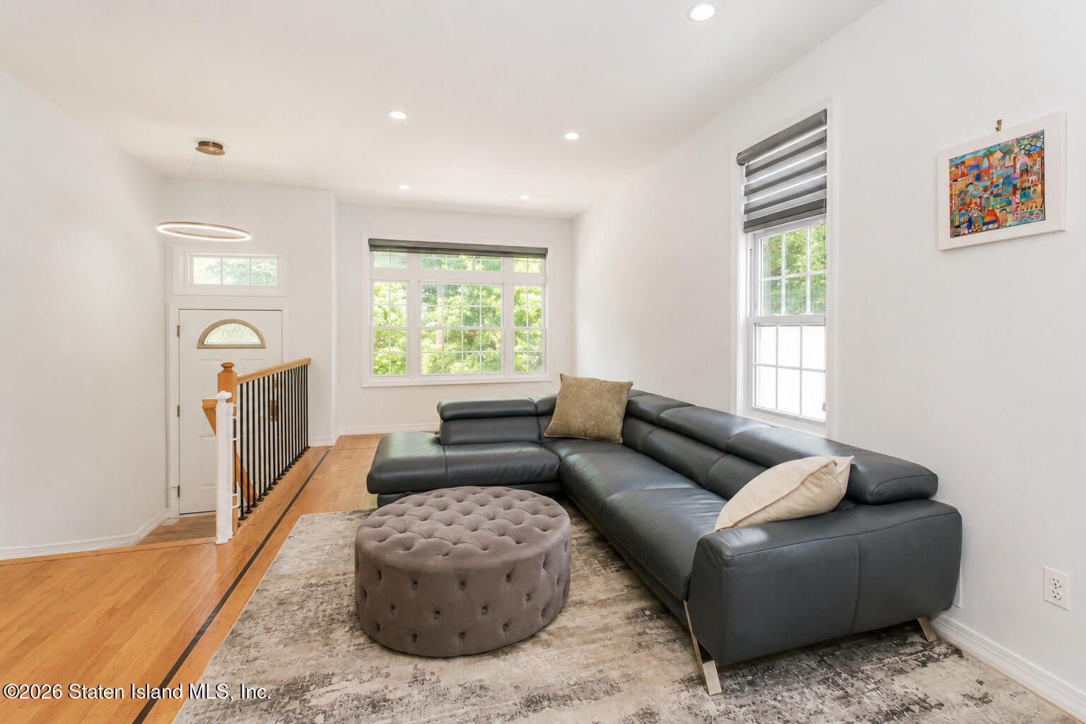 122 Ashworth Avenue Image 4