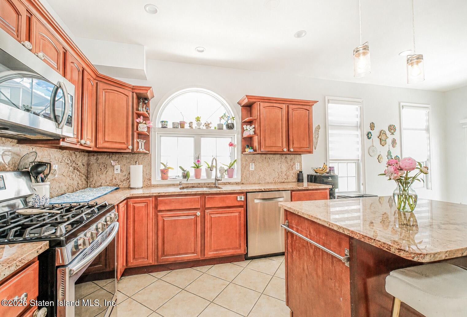 122 Ashworth Avenue, Staten Island, NY, 10314 image 10