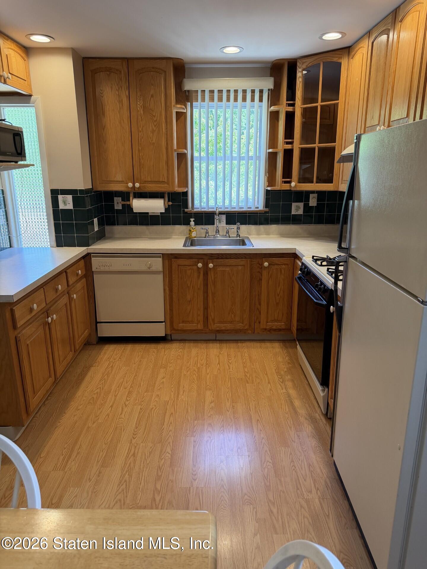 88 Barlow Avenue Image 4