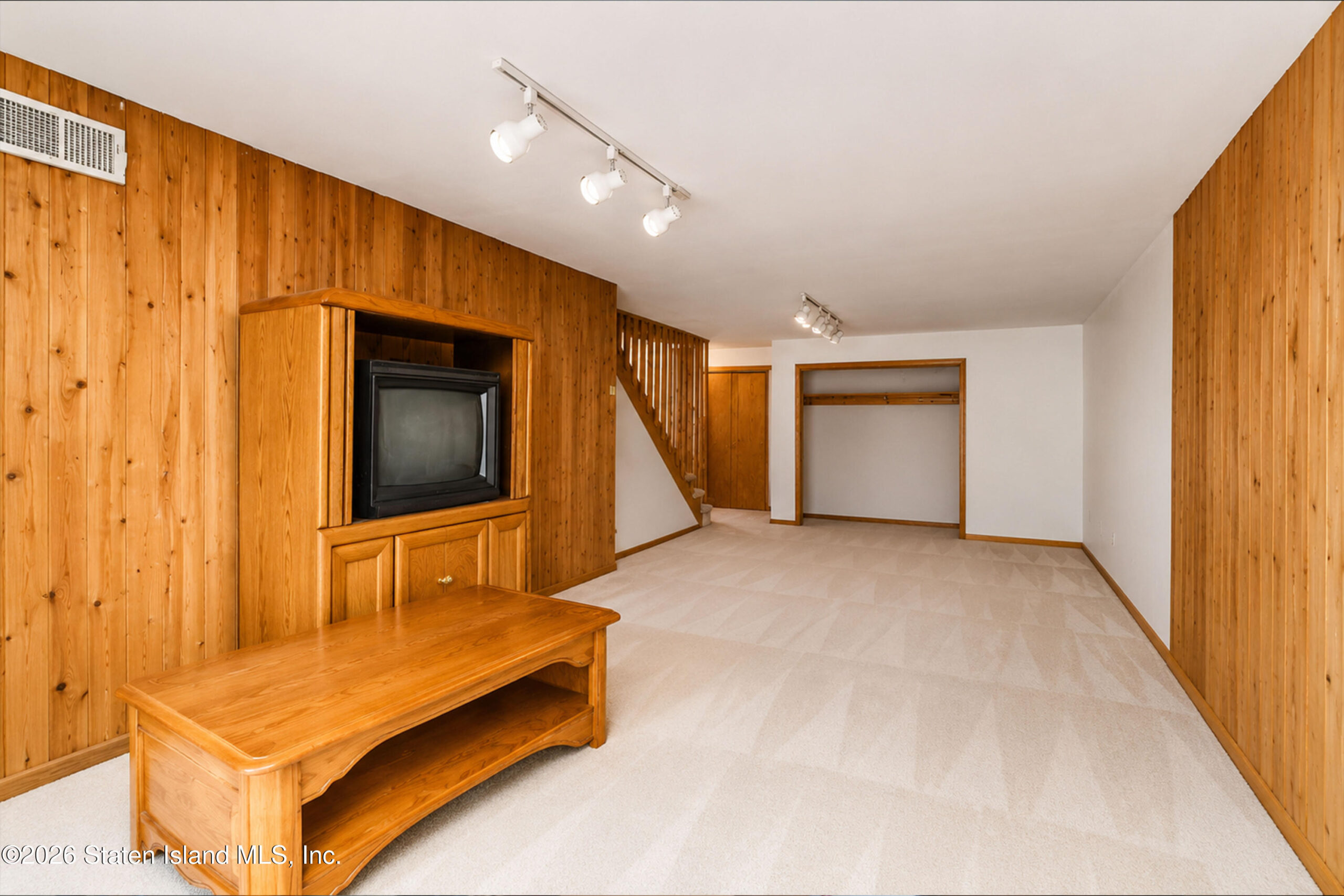 29 Wood Court, Staten Island, NY, 10309 image 6