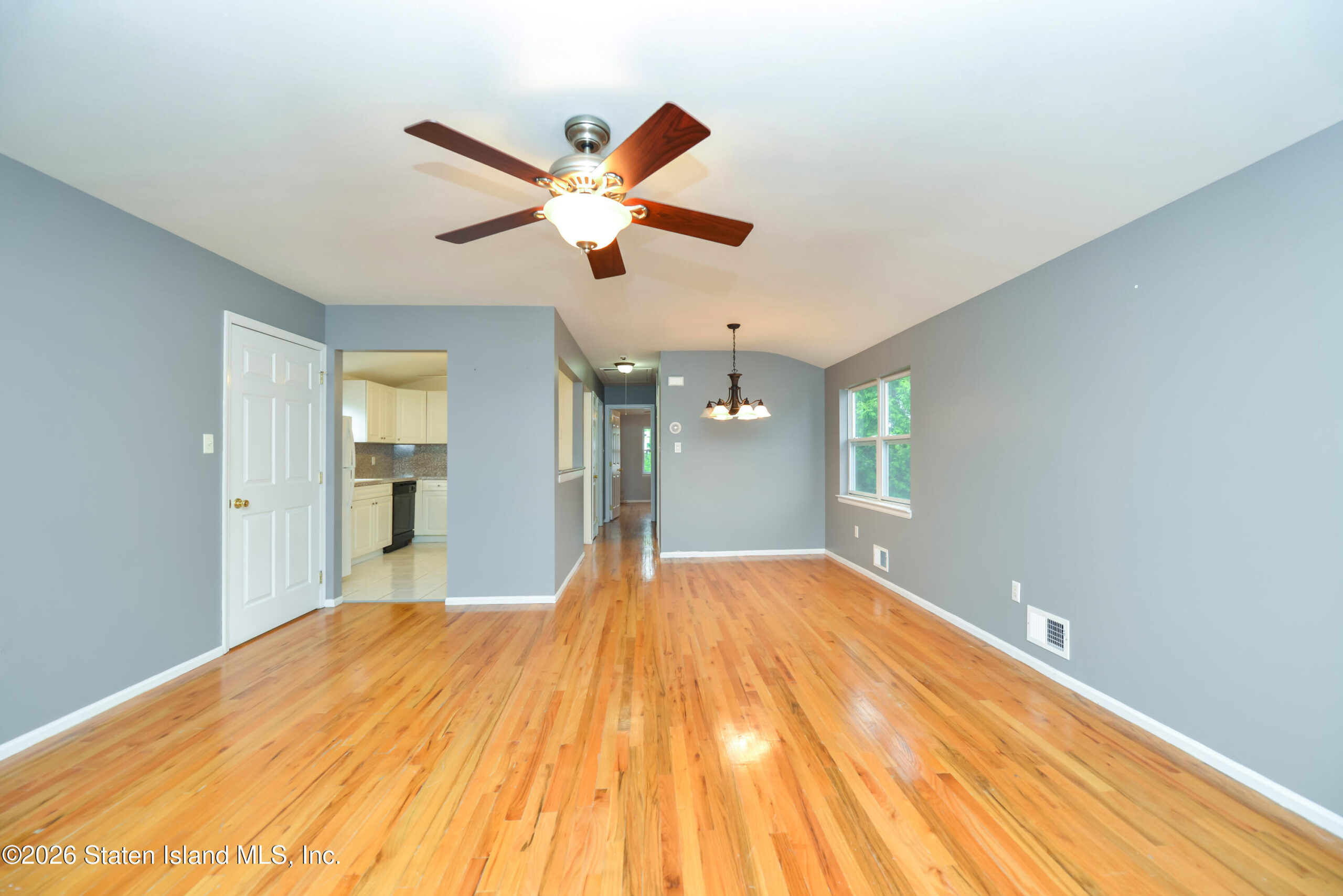 11 Seward Place Image 2