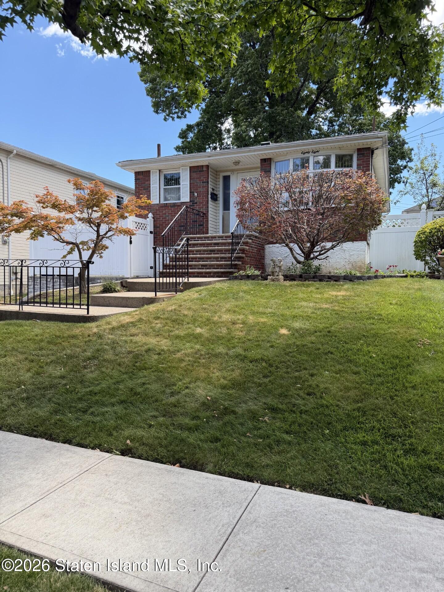 88 Barlow Avenue, Staten Island, NY, 10308