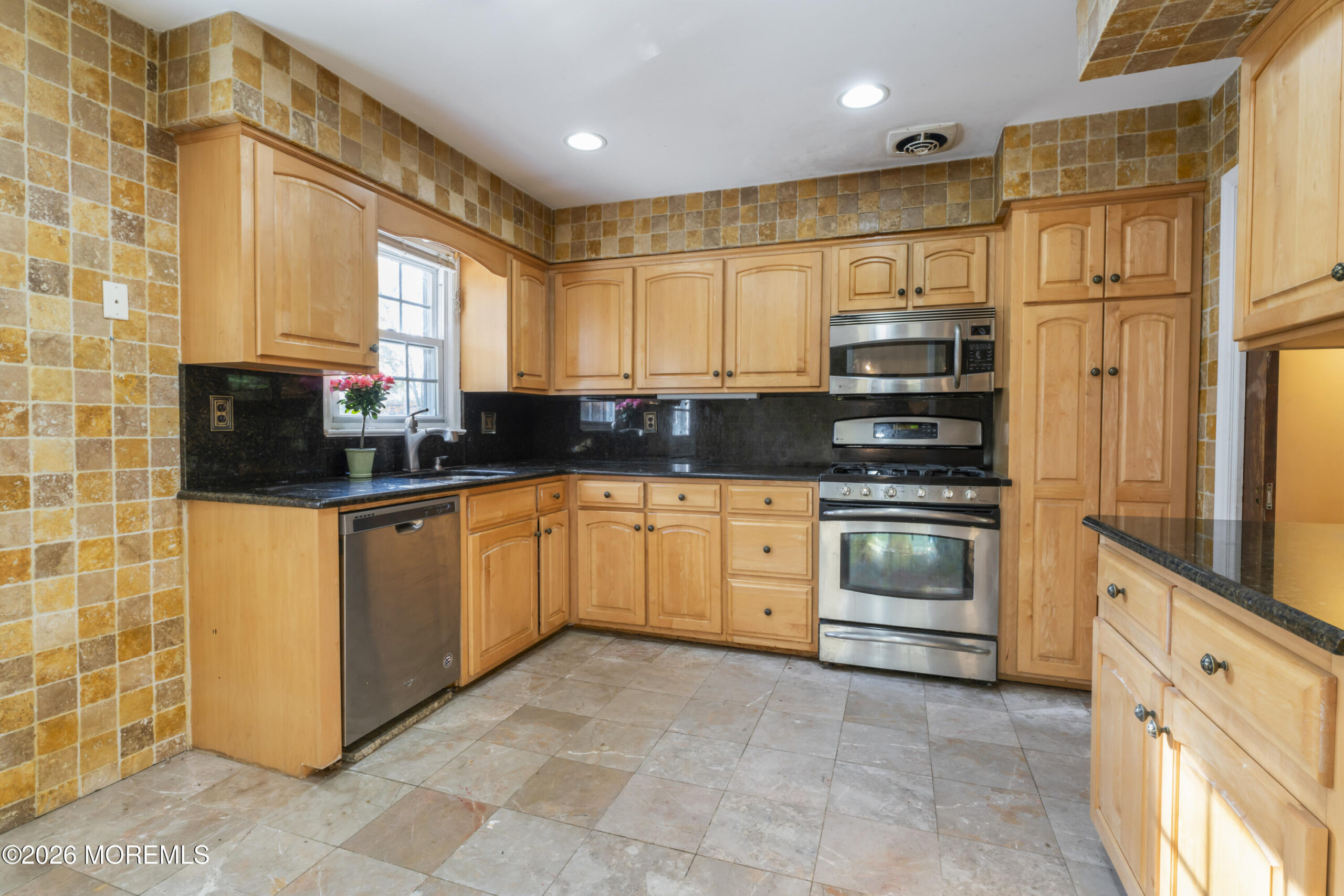 2 Sweet Briar Lane, Holmdel, NJ, 07733 image 11