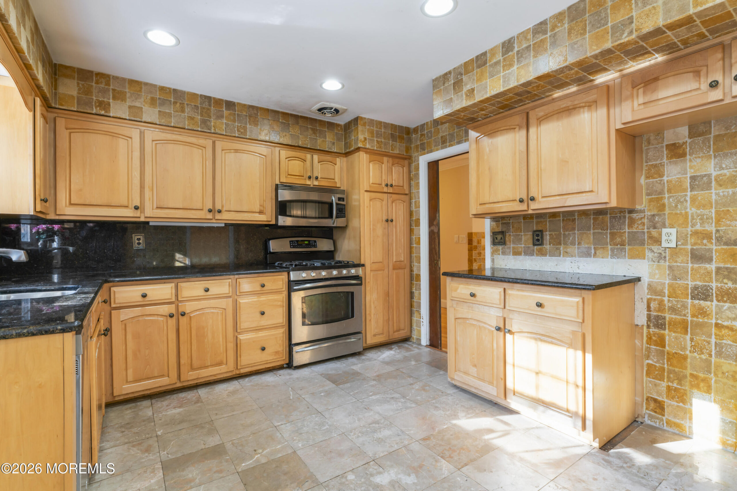 2 Sweet Briar Lane, Holmdel, NJ, 07733 image 12