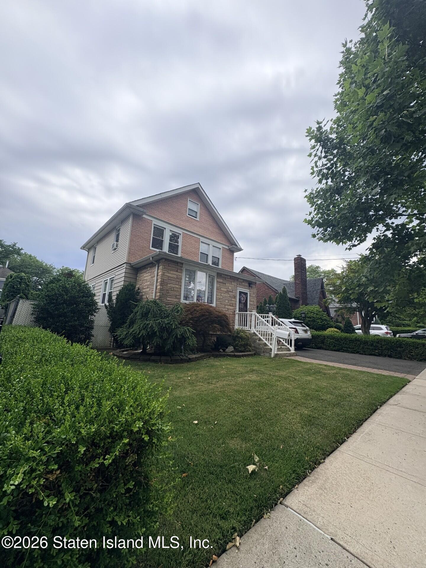 20 Bancroft Avenue, Staten Island, NY, 10306