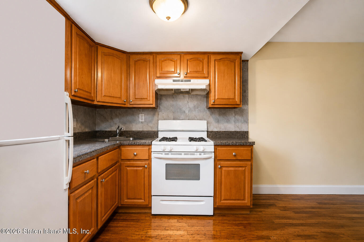 3295 Victory Boulevard, Staten Island, NY, 10314 image 12