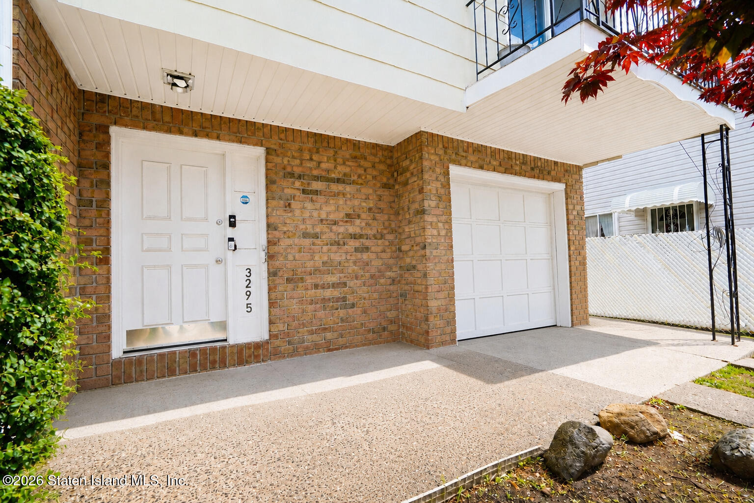 3295 Victory Boulevard Image 4