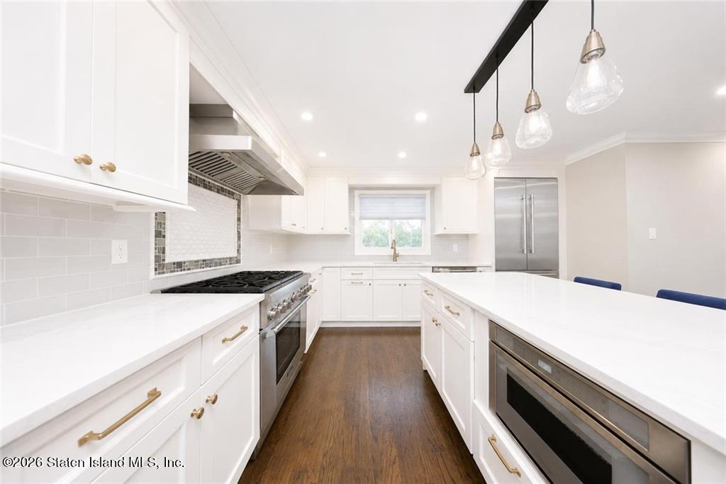 41 Ridge Avenue Image 3