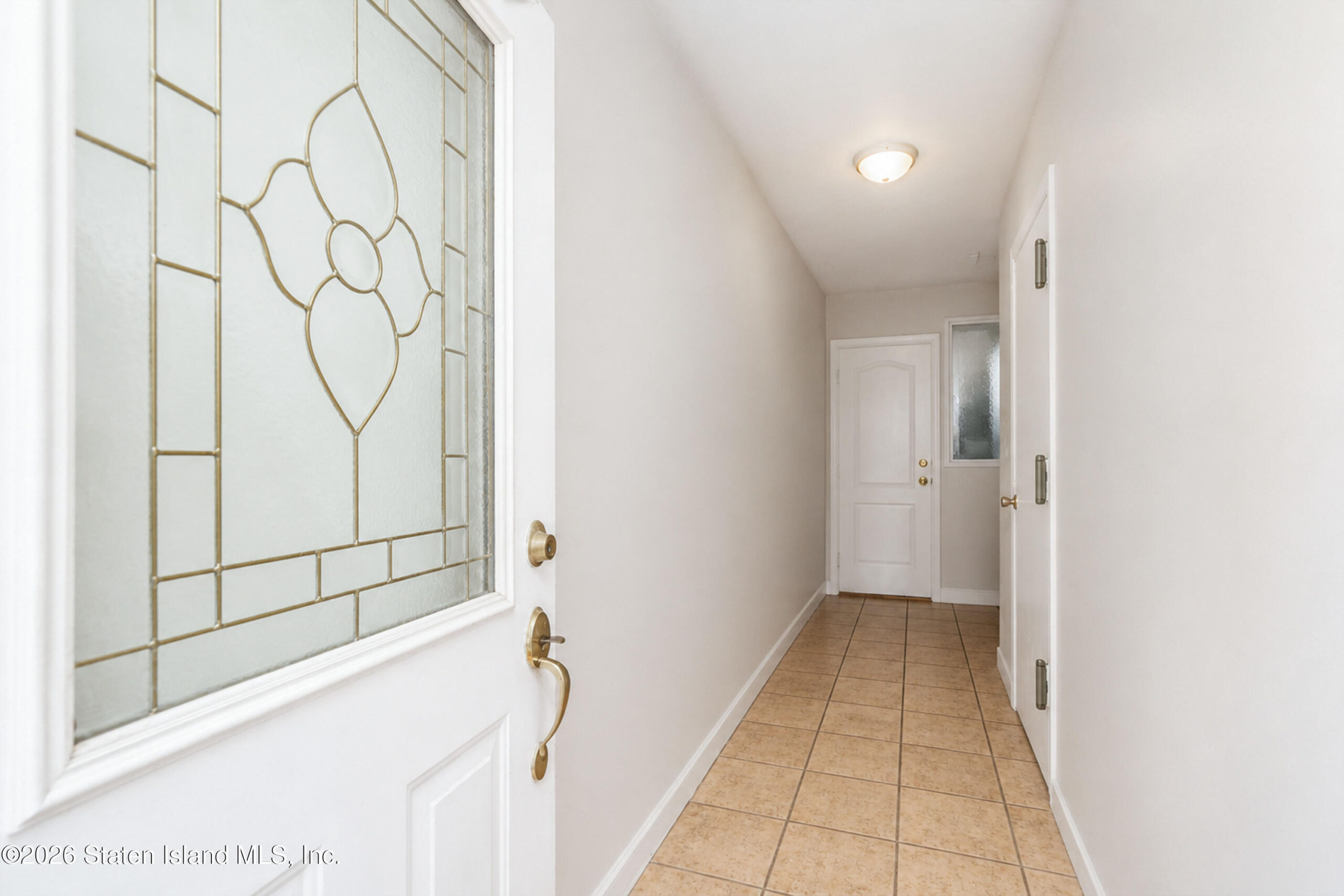 218 Essex Drive Image 3