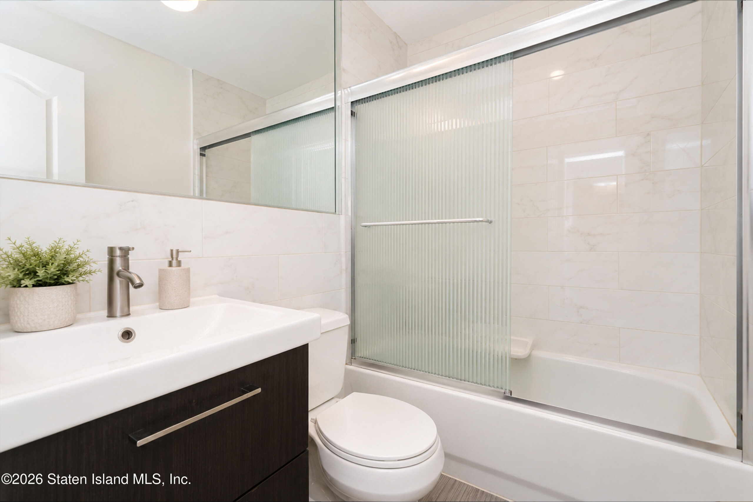 218 Essex Drive, Staten Island, NY, 10314 image 19