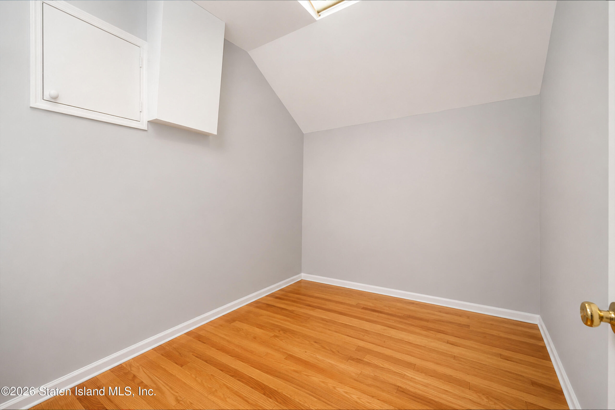 218 Essex Drive, Staten Island, NY, 10314 image 24