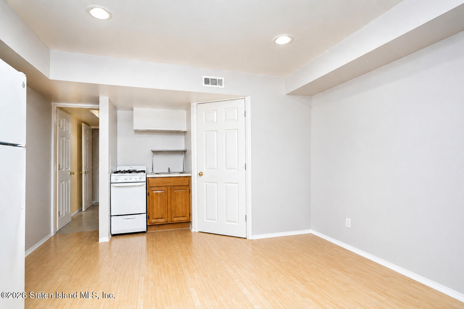 322 Liberty Avenue, Staten Island, NY, 10305 image 25