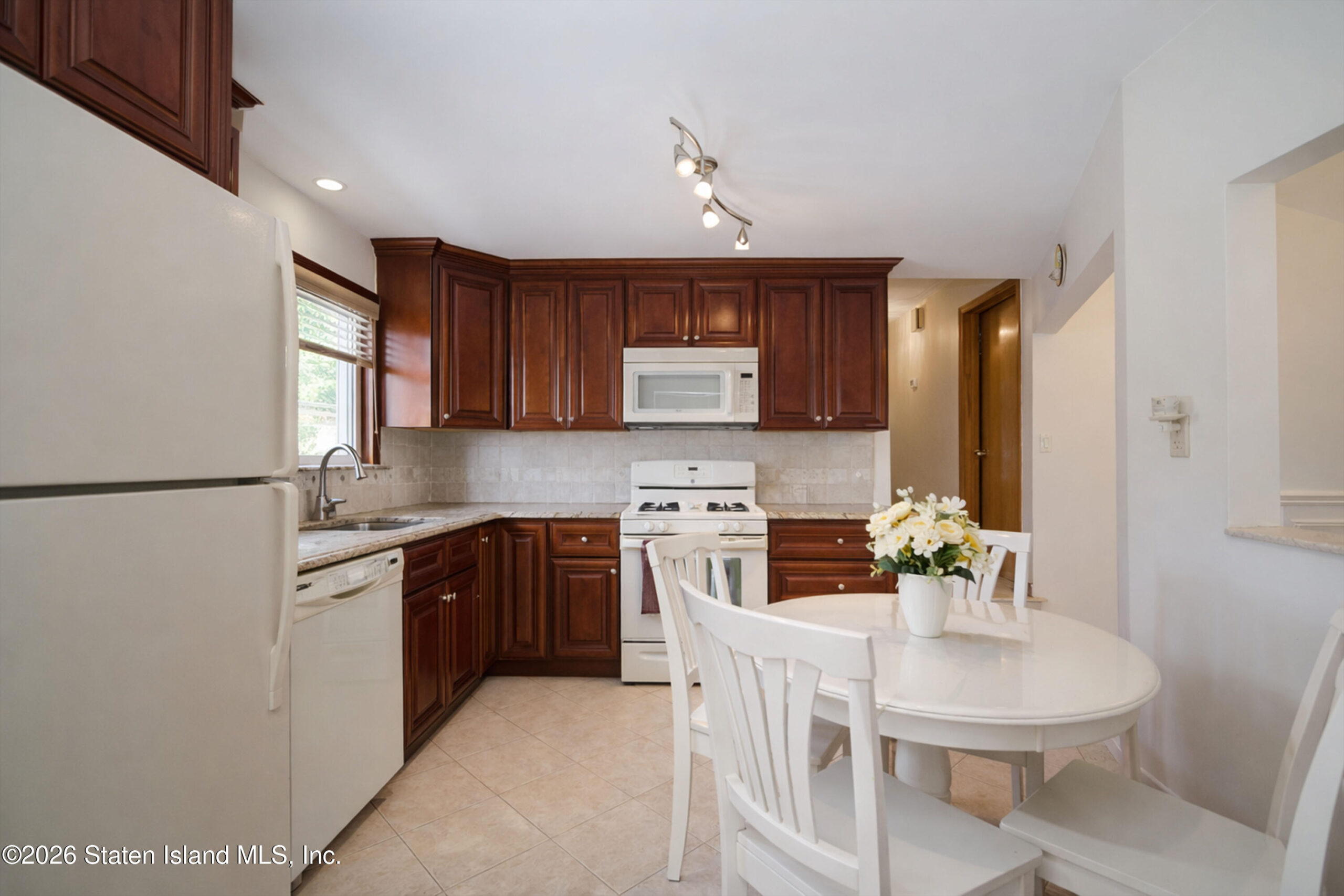 385 Brookfield Avenue, Staten Island, NY, 10308 image 19