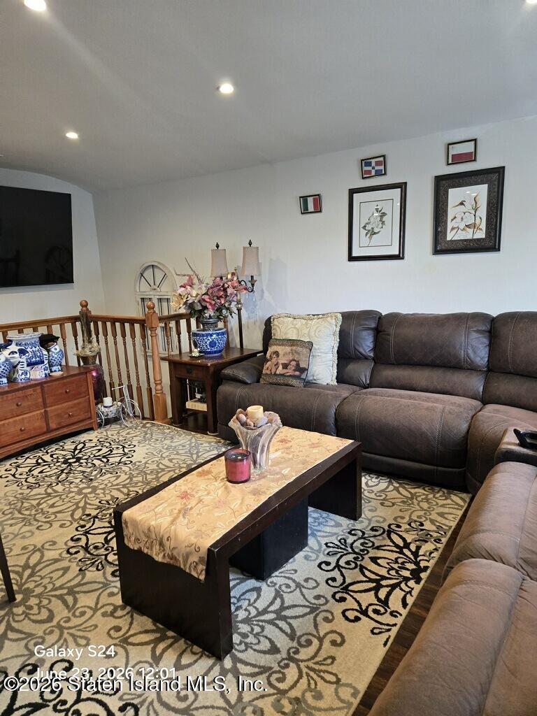 181 Mosely Avenue 2 Image 5