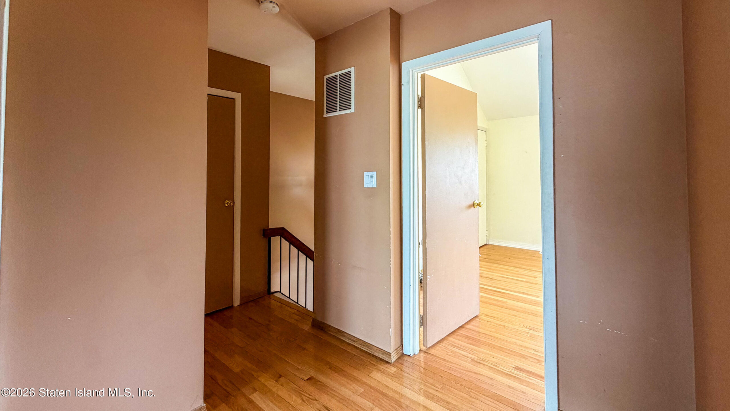 143 Hampton Green, Staten Island, NY, 10312 image 10