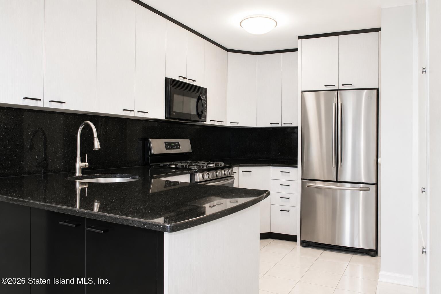 64 Sable Loop, Staten Island, NY, 10306 image 15