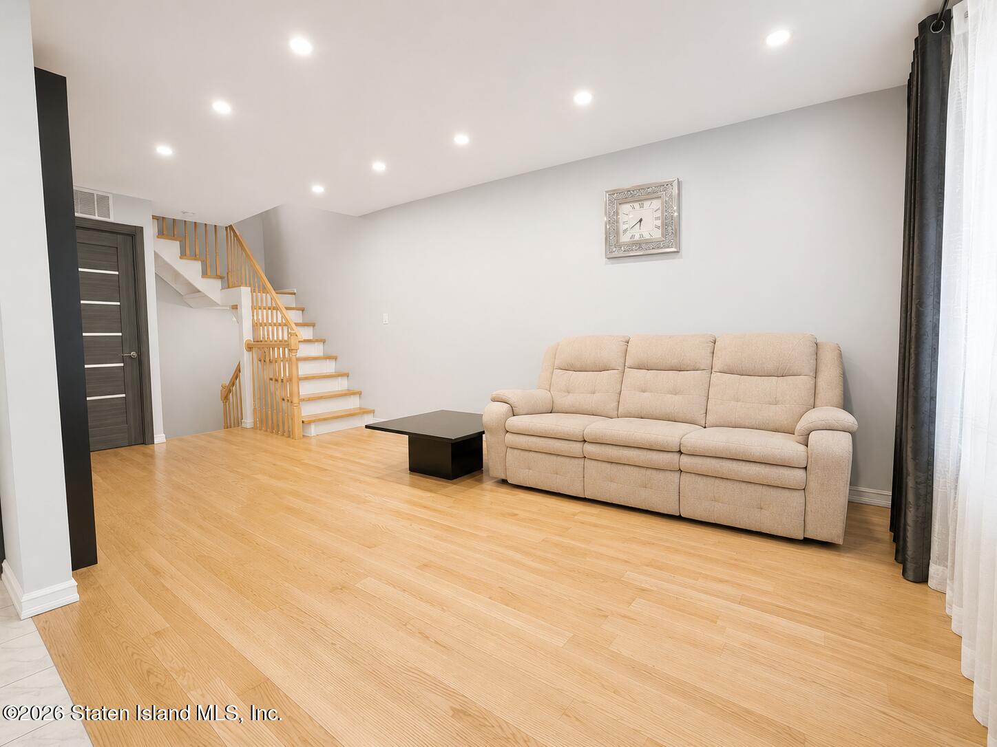 64 Sable Loop, Staten Island, NY, 10306 image 10