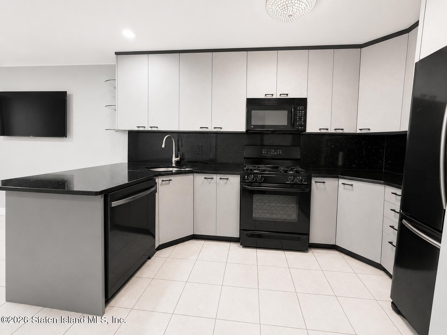 64 Sable Loop, Staten Island, NY, 10306 image 16