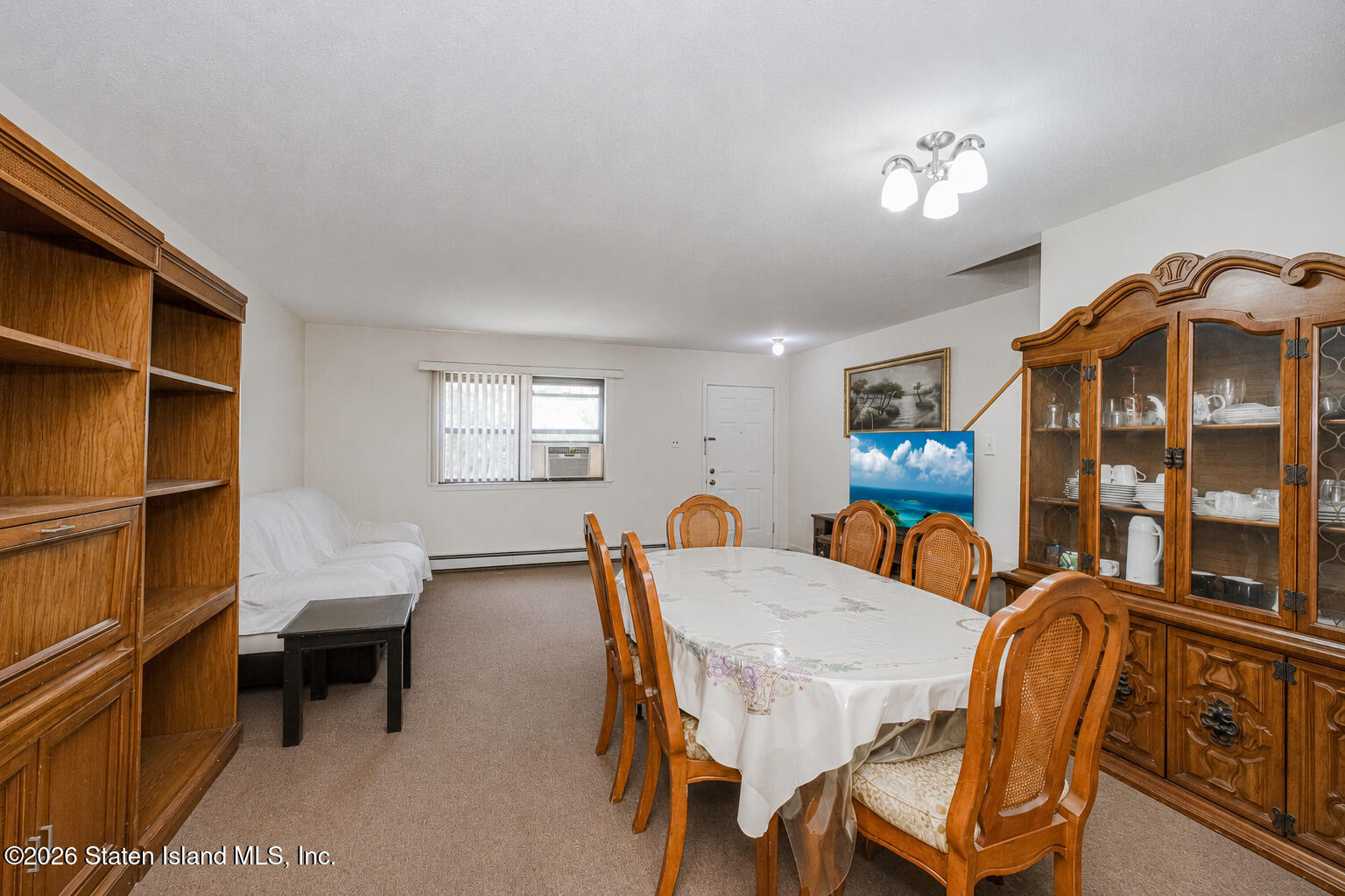 573 Schenck Avenue Image 5