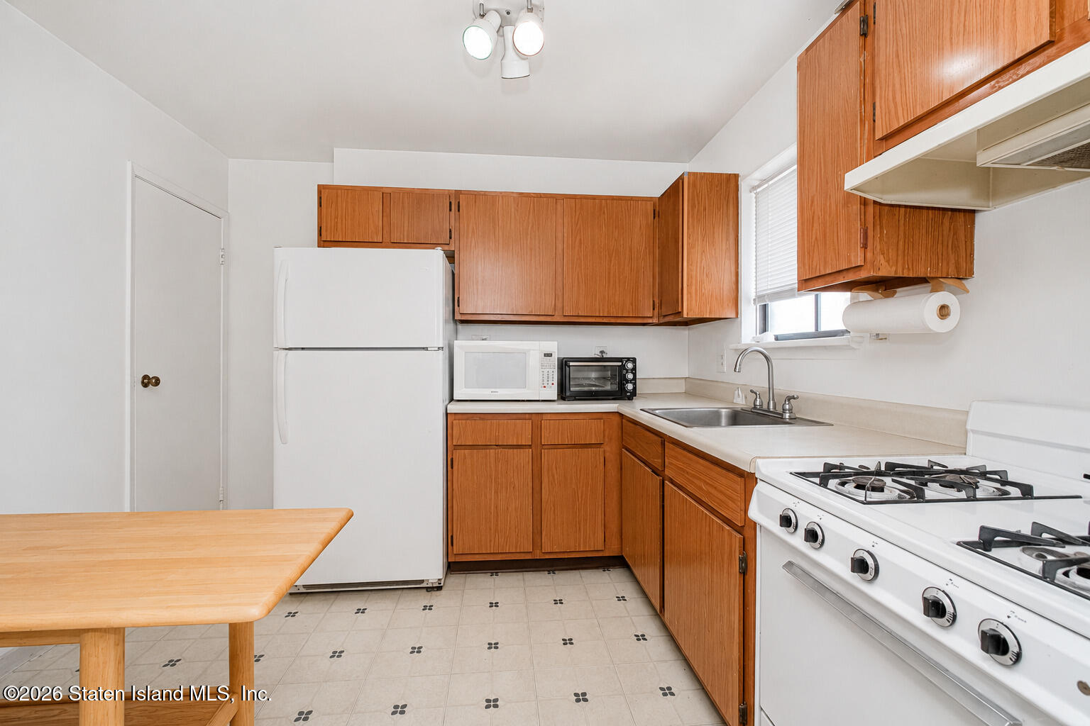 573 Schenck Avenue, Brooklyn, NY, 11207 image 8