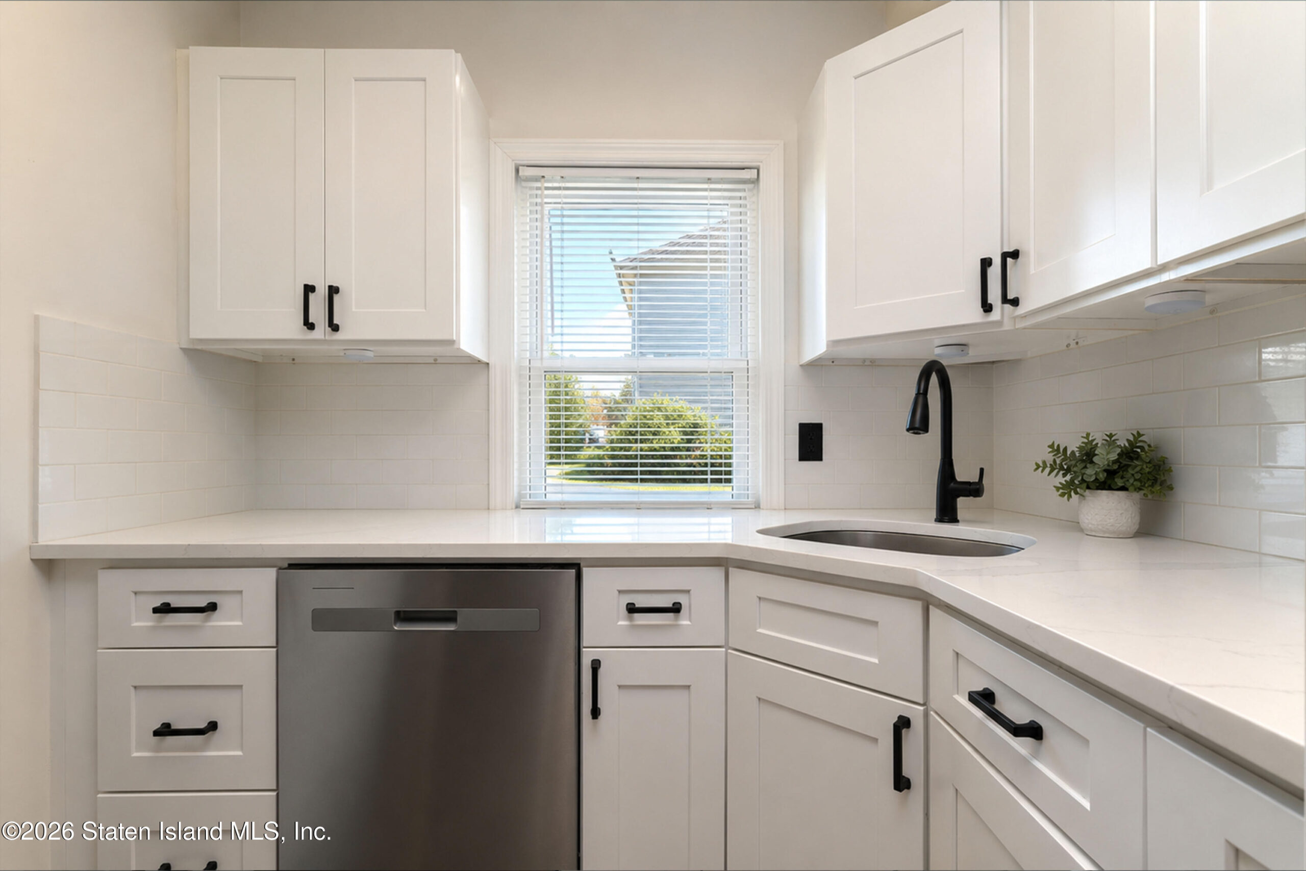 229 Freeborn Street A, Staten Island, NY, 10306 image 14