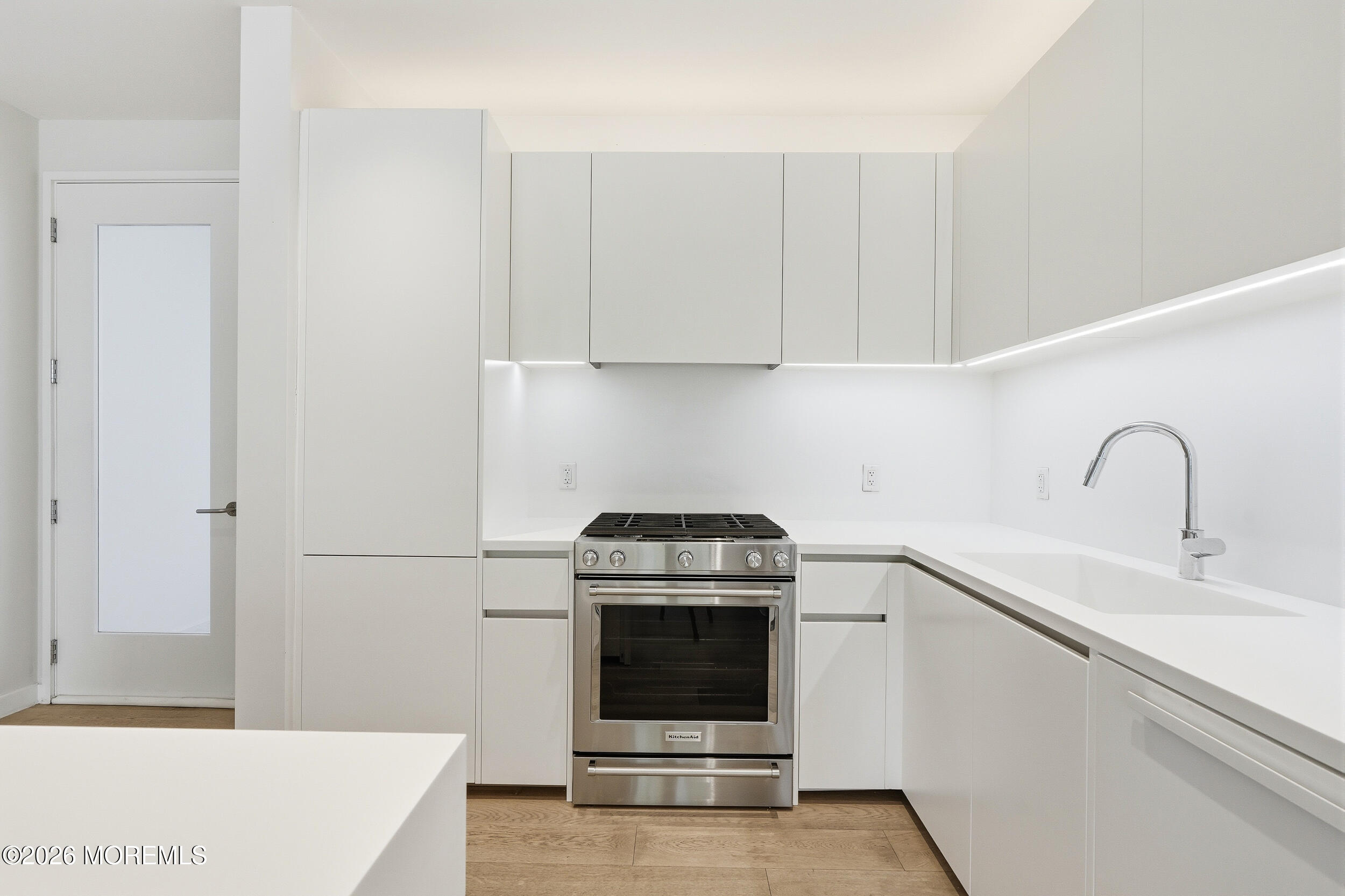 601 Heck Street 101 Image 3