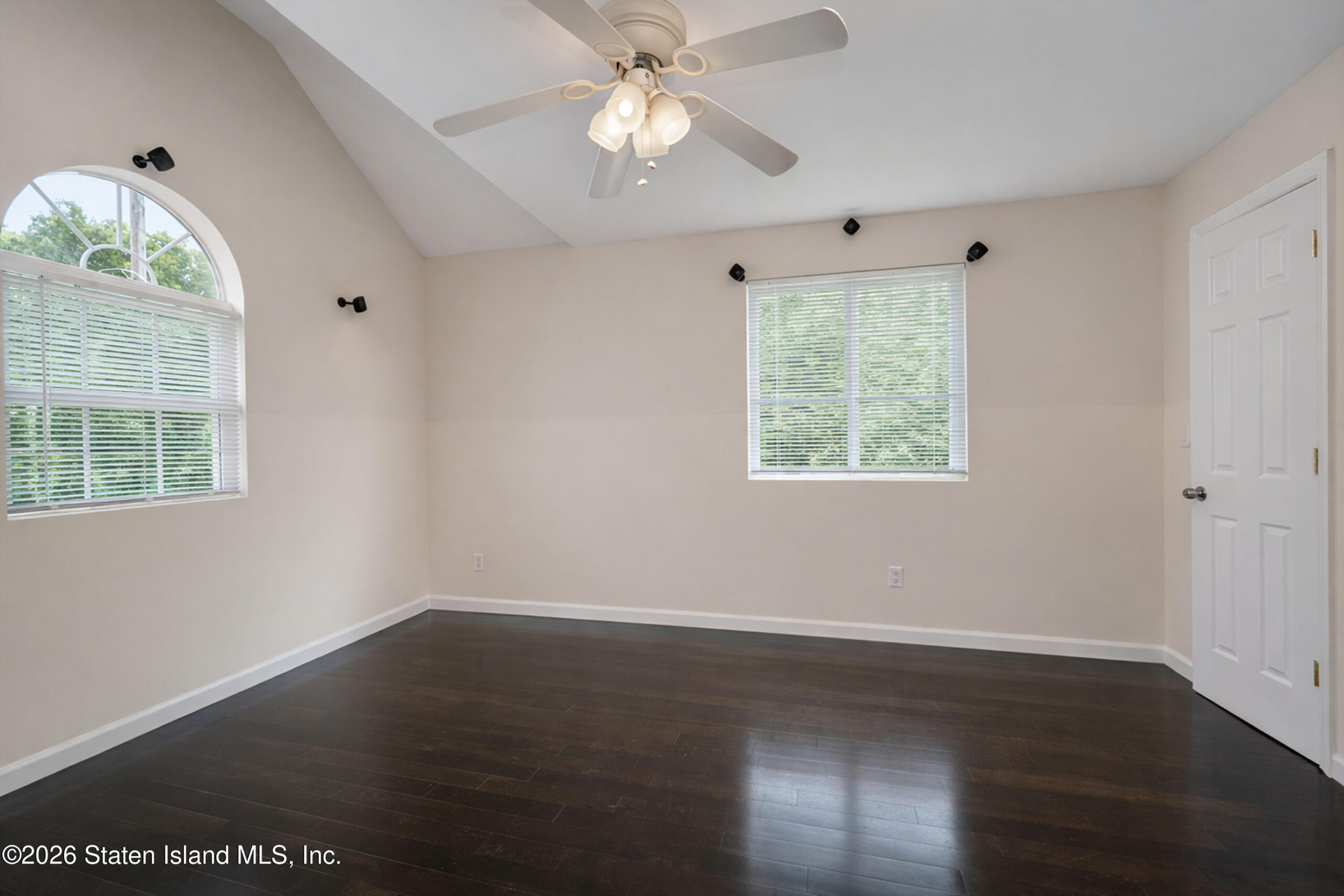 386 Page Avenue Image 3