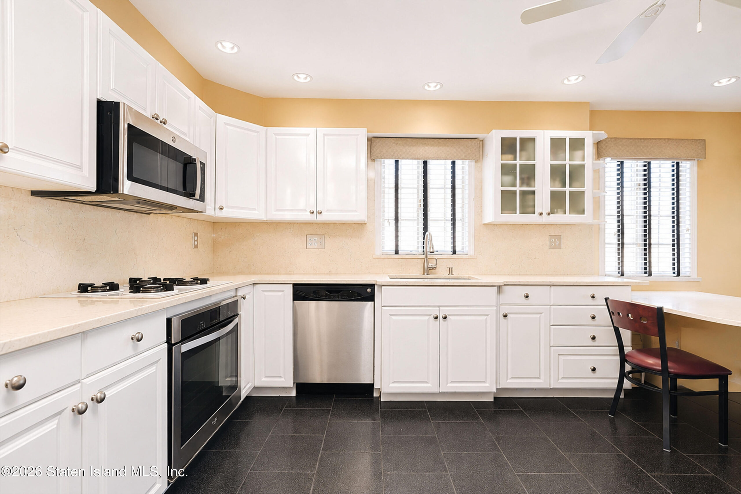 47 Stanley Circle, Staten Island, NY, 10308 image 12