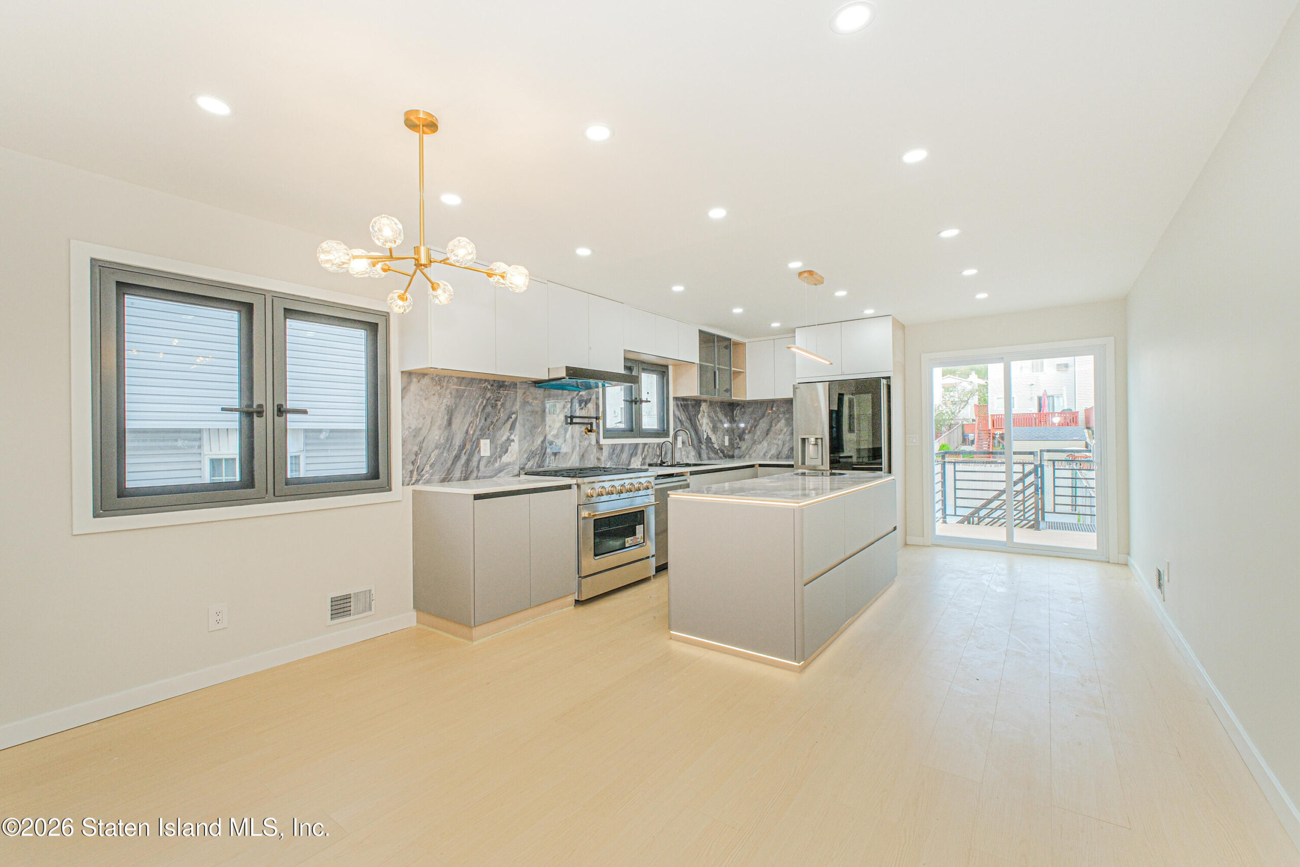 55 Beard Street, Staten Island, NY, 10314 image 9