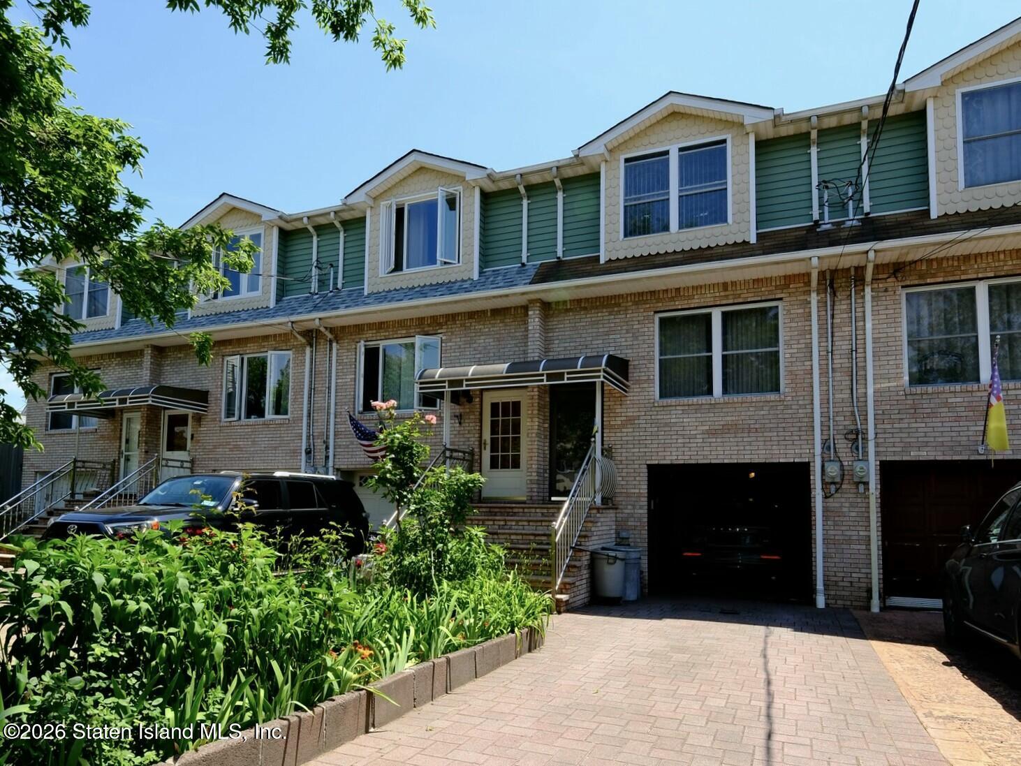 832 Patterson Avenue Image 2