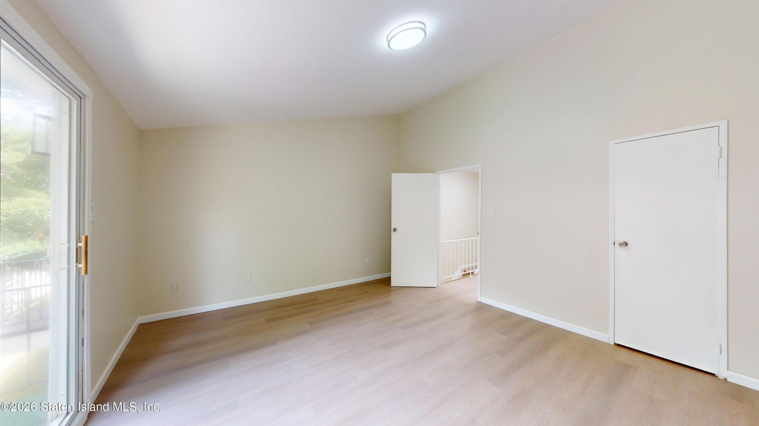 578 Golf View Court, Staten Island, NY, 10314 image 15