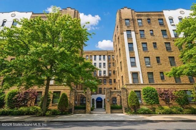 351 Marine Avenue 5b Image 1