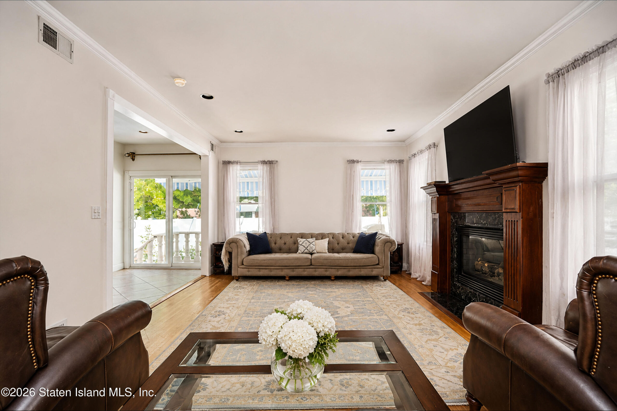 22 NW Putters Court, Staten Island, NY, 10301 image 6