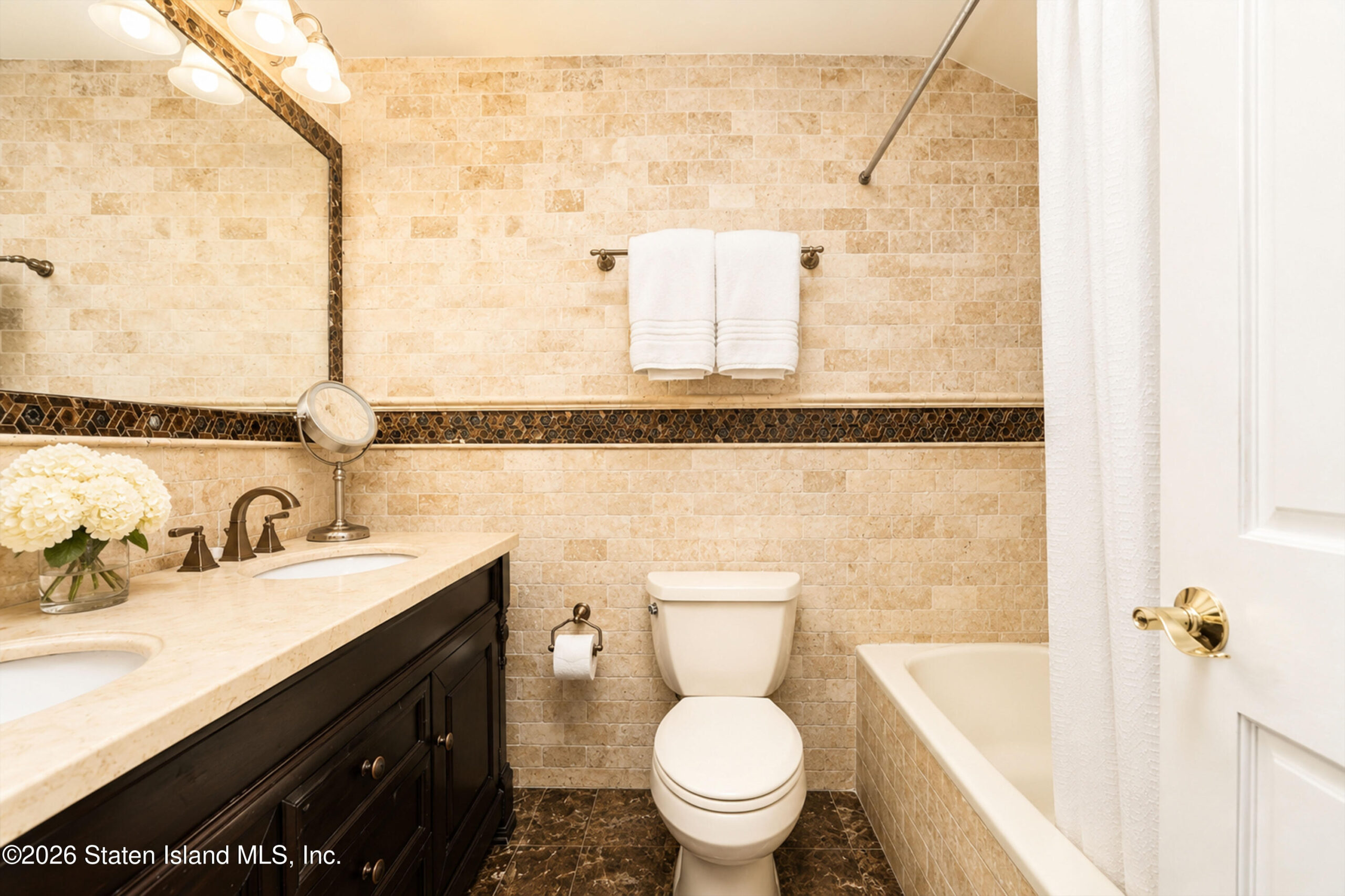 22 NW Putters Court, Staten Island, NY, 10301 image 17
