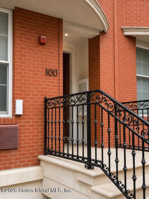 100 Tidewater Street 1g Image 1