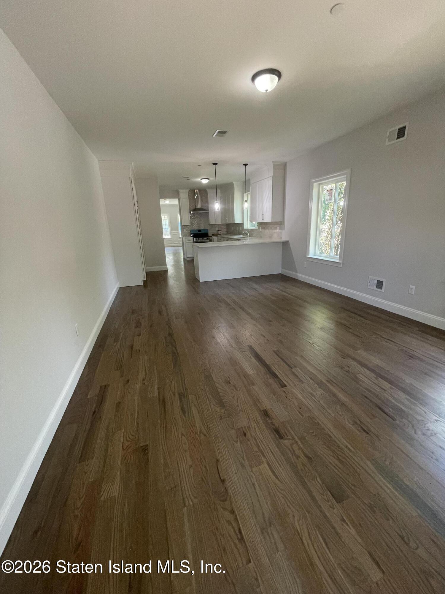 35 Layton Avenue, Staten Island, NY, 10301 image 13