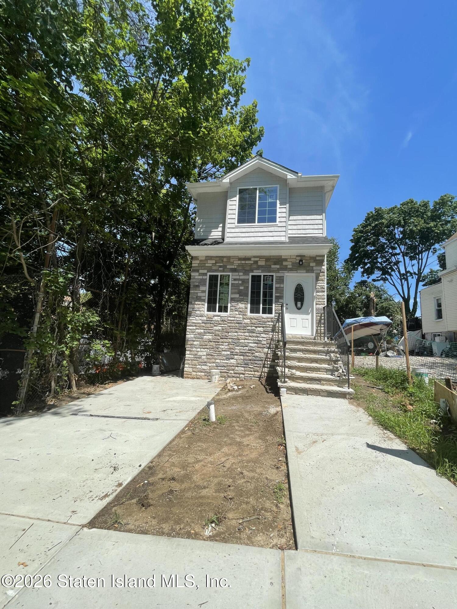 35 Layton Avenue Image 2
