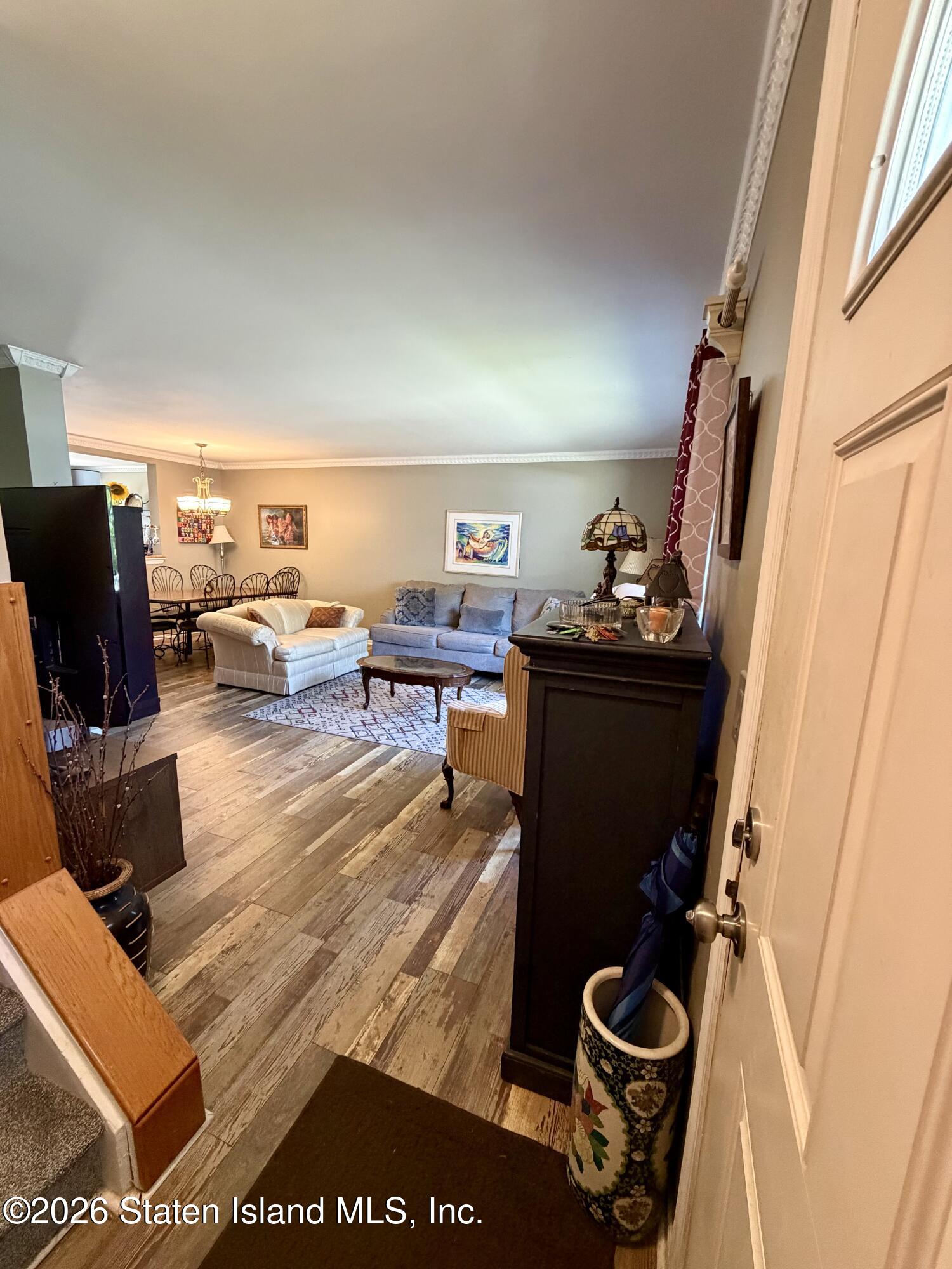 121 Joan Court Image 4