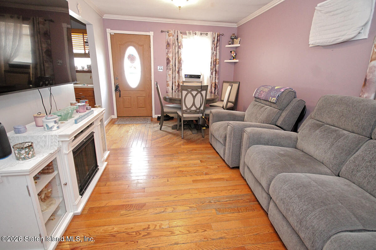 54 Delaware Avenue, Staten Island, NY, 10304 image 9
