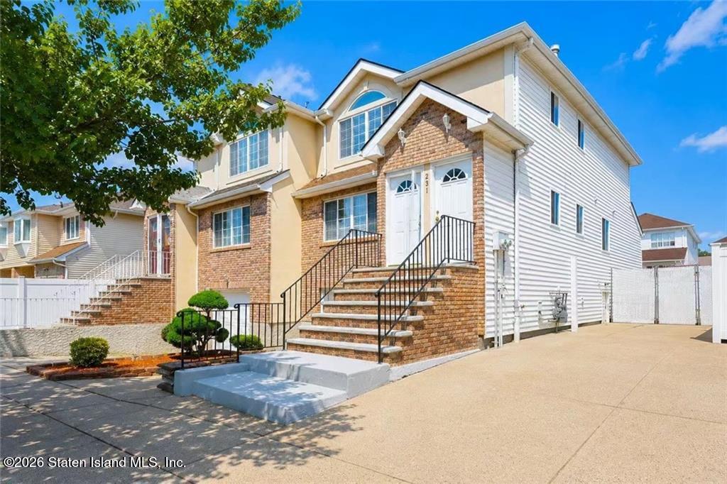 231 Gervil Street Image 2