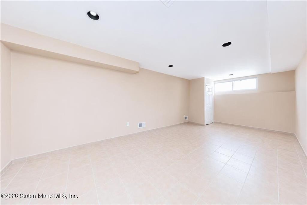 231 Gervil Street, Staten Island, NY, 10309 image 25