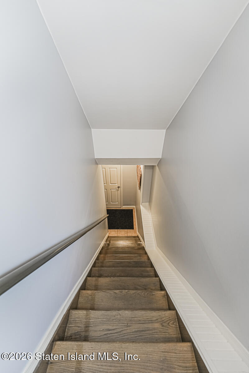 38 Meagan Loop, Staten Island, NY, 10307 image 34