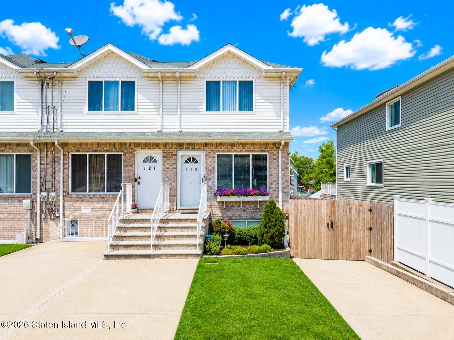 119 Seneca Street Image 3