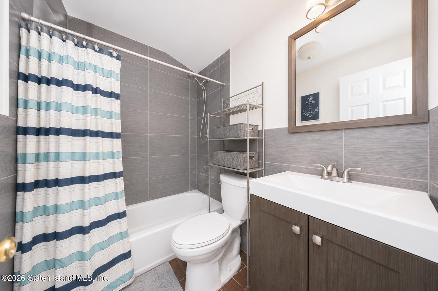 85 Simmons Loop, Staten Island, NY, 10314 image 25