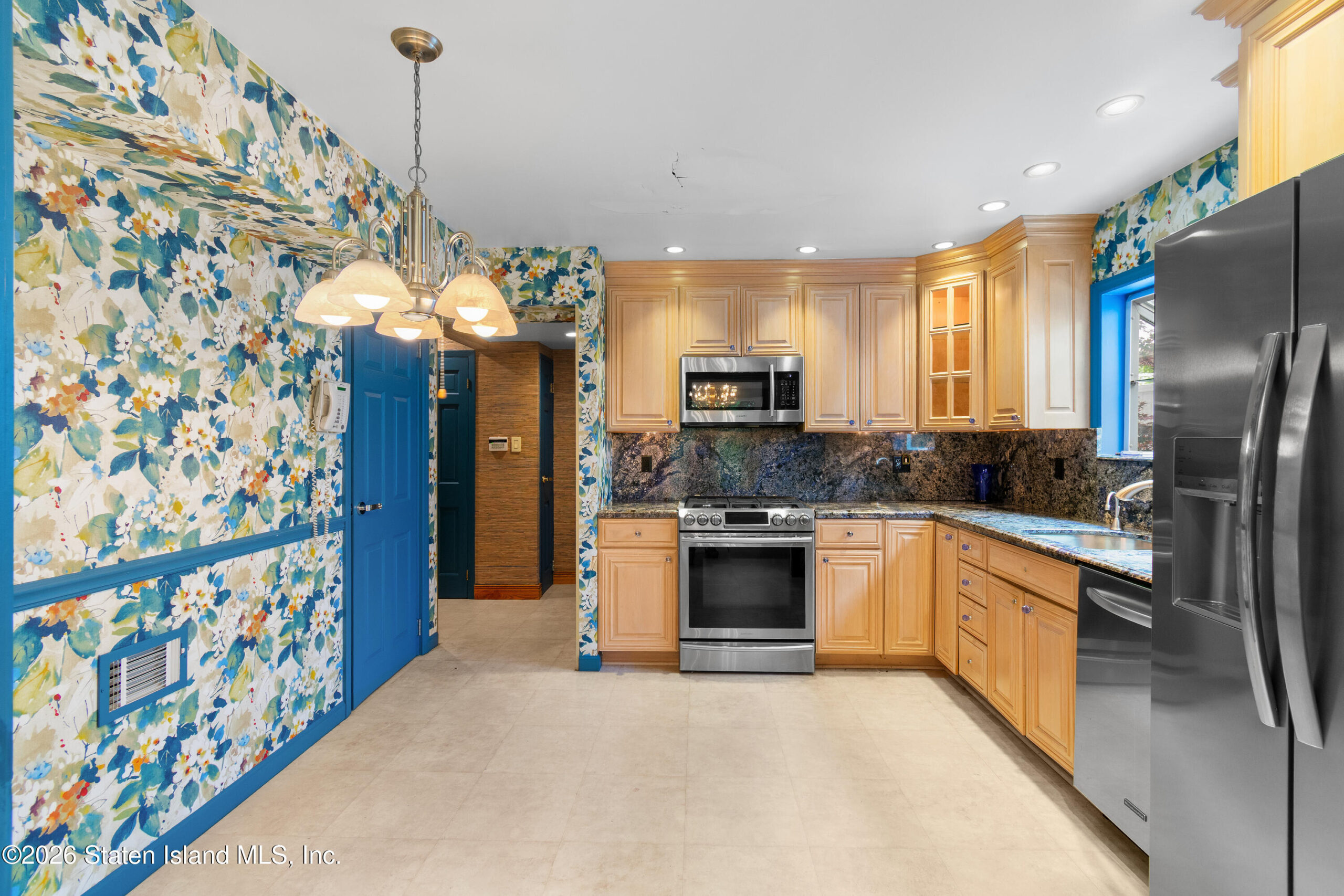 472 Mountainview Avenue, Staten Island, NY, 10314 image 12