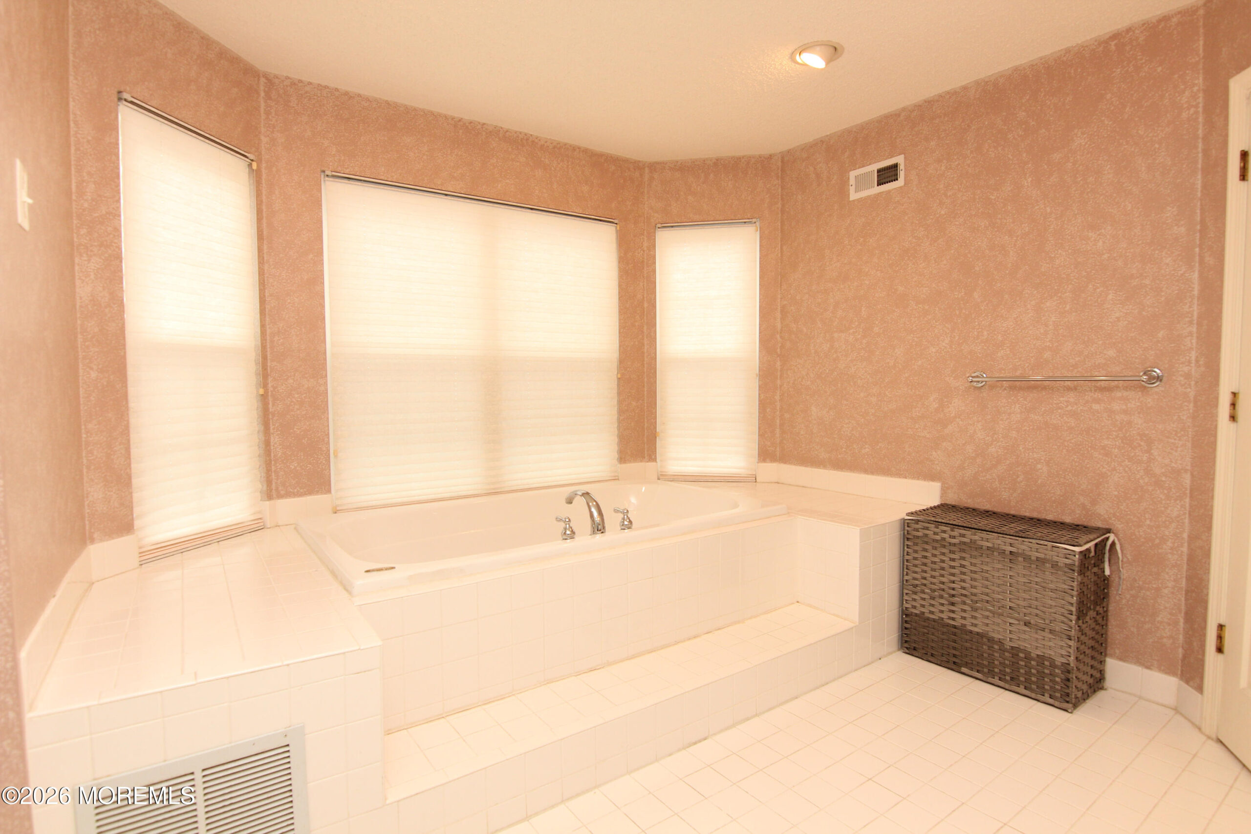 33 Austin Street, Tinton Falls, NJ, 07712 image 9