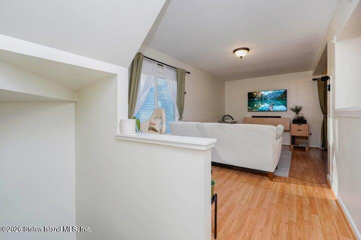 694 Ilyssa Way, Staten Island, NY, 10312 image 6