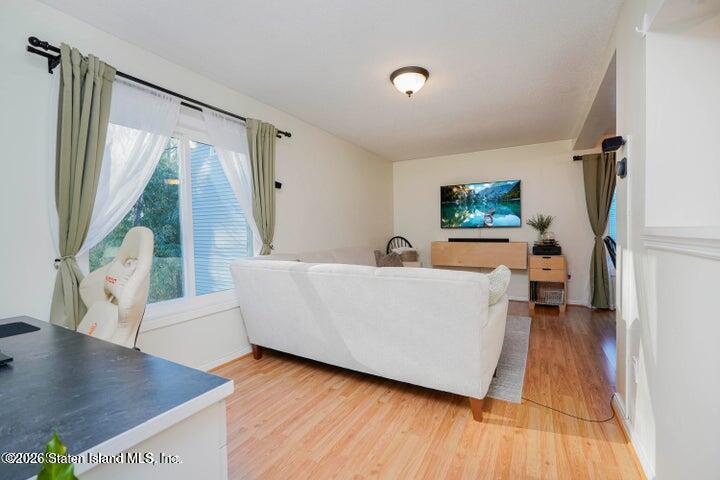 694 Ilyssa Way, Staten Island, NY, 10312 image 7